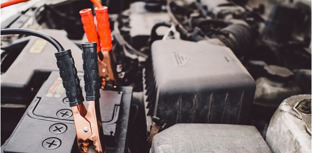 8 Car Battery Maintenance Tips