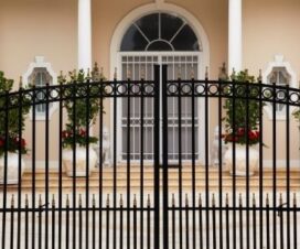 Top 10 Simple Gate Designs for Small Houses