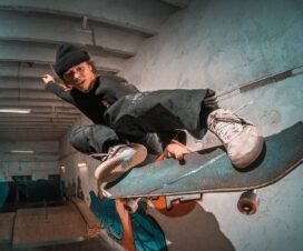 How To Do Easy Skateboard Tricks