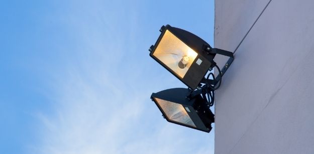 An In-Depth Guide on Everything You Need To Know About Waterproof Outdoor Security Lights