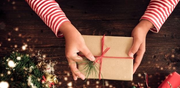 Christmas Gifts That You Can Post