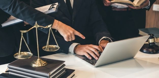 Five Benefits of Hiring a Personal Injury Lawyer