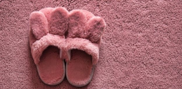 Why Memory Foam Bedroom Slippers are Considered Ideal for Men and Women
