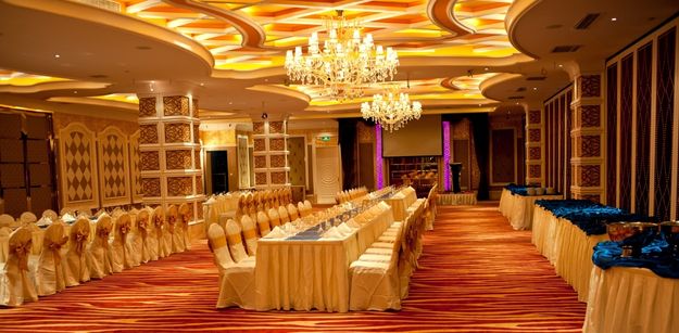 The Top Benefits of Using a Banquet Hall for All Your Private Events