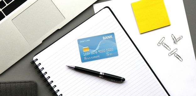 Top Benefits of a Debit Card Program for Businesses