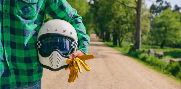 Ultimate Guide to Choosing Motorcycle Helmets