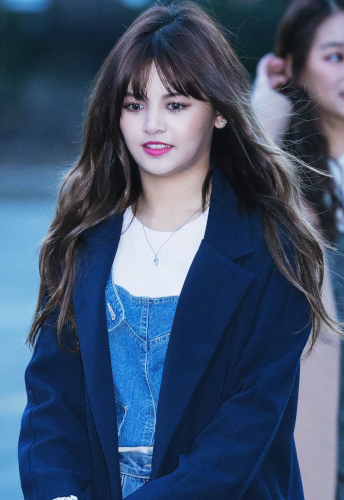 Sorn, Thai singer and former CLC member